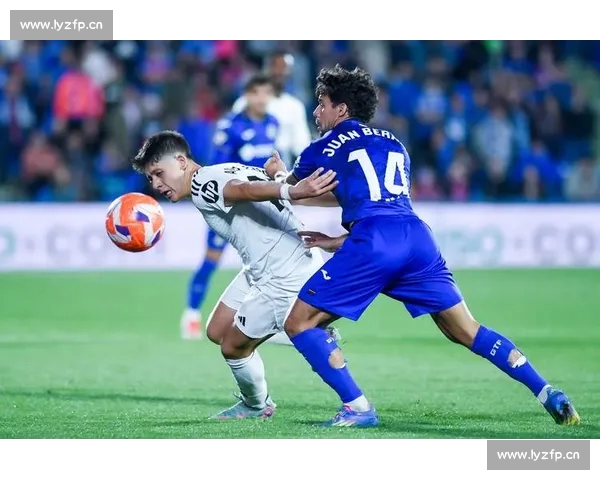 实时掌握体育赛事比分变化，打造全面数据分析和赛况追踪新体验